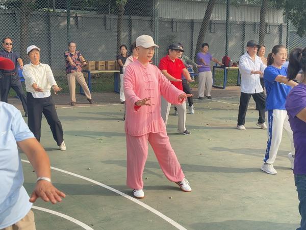 一招一式尽