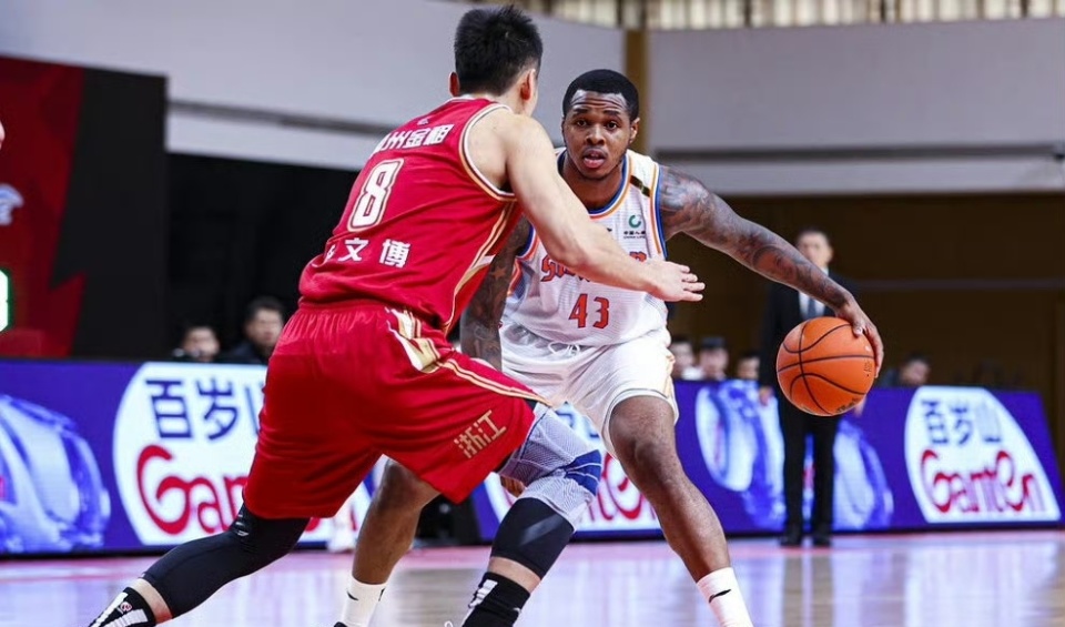 赛季曾多场, PuOMO, 而且亨特的 赛季曾多场, PuOMO, 而且亨特的