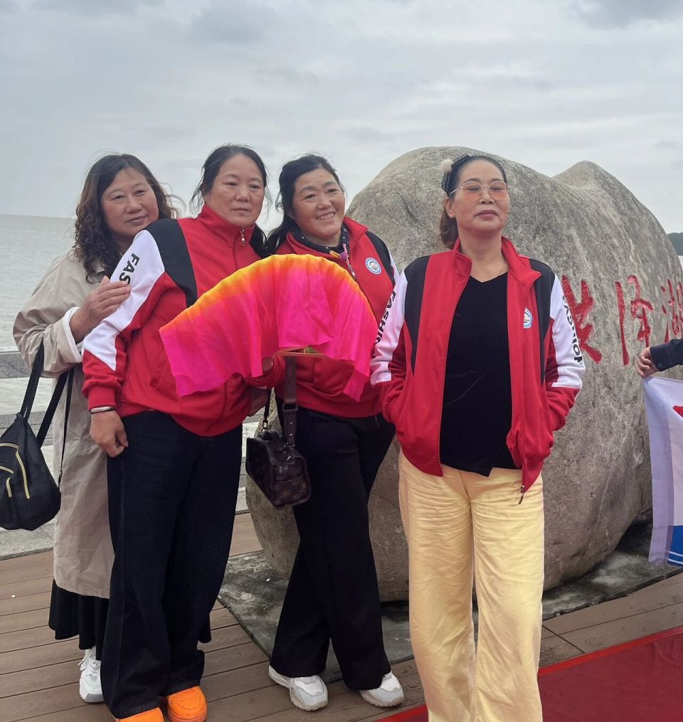 com, BtKII com, BtKII